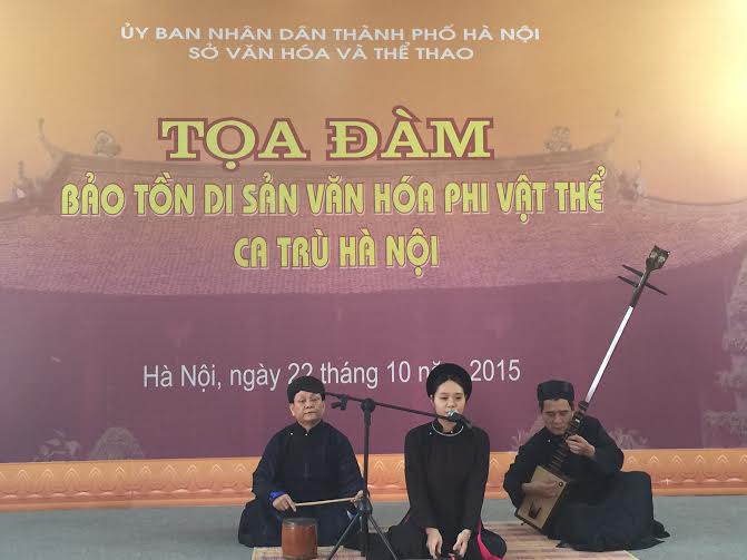 Tìm phương án bảo tồn ca trù Hà Nội